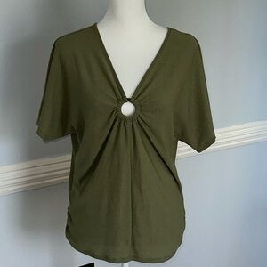 Buckle Daytrip Olive green top